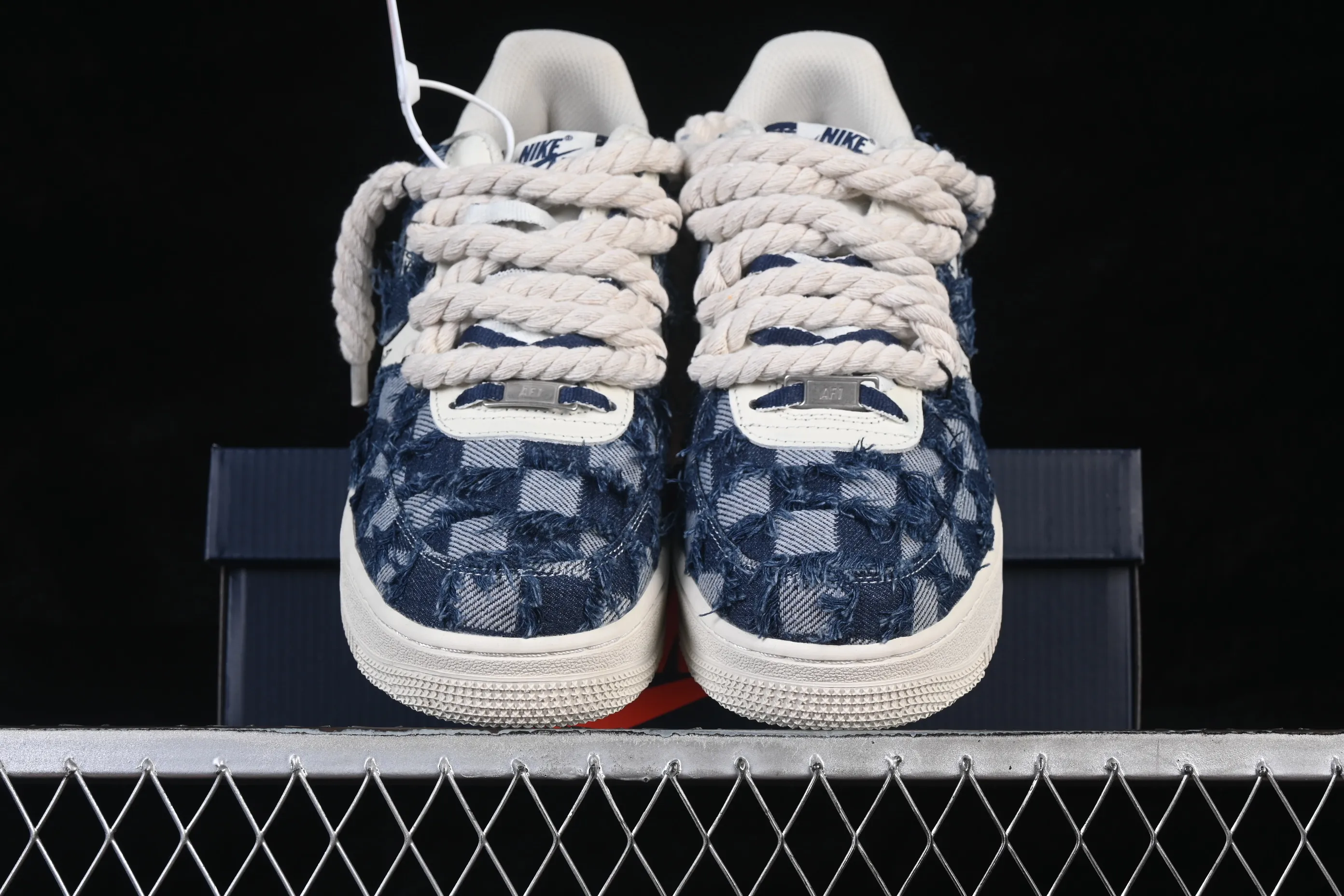 All categories Nk Air Force 1 Air Force series Nk Air Force 1 Low Air Force low-top Nike Air Force 1'07 Low "ACE" Hand-painted graffiti Poker cowboy Air Force 1 low-top casual sneakers FB0607-909